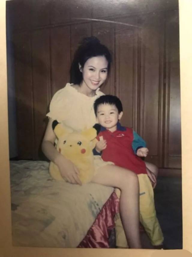 再见金钱,前往贫困村